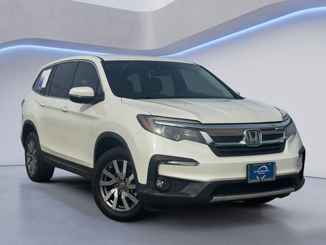 2019 Honda Pilot EX in Diamond White Pearl — front three-quarter view